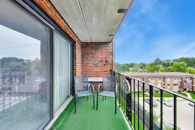 9346 Landings Lane #406, Des Plaines, IL 60016 - Photo 13