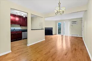 514 E Spruce Dr, Palatine, IL 60074 - Photo 5