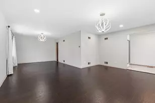 6619 Courtney Dr, Oak Forest, IL 60452 - Photo 9