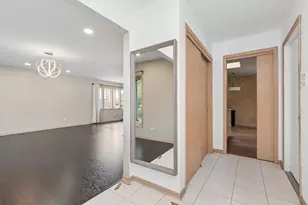 6619 Courtney Dr, Oak Forest, IL 60452 - Photo 5
