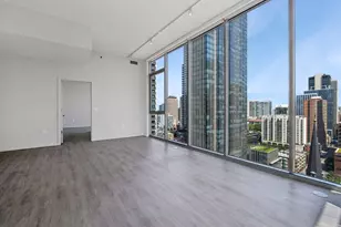 8 E Huron St, Chicago, IL 60611 - Photo 7