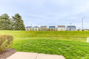 2509 Dickens Dr, Aurora, IL 60503 - Photo 23