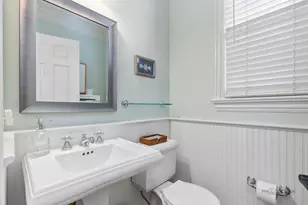 222 E Church St, Libertyville, IL 60048 - Photo 17