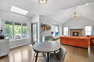 88 Open Pkwy S, Hawthorn Woods, IL 60047 - Photo 15
