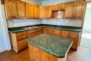 104 5th St, Colona, IL 61241 - Photo 5