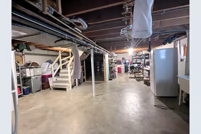 4850 W Waveland Avenue, Chicago, IL 60641 - Photo 13