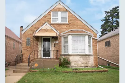 4850 W Waveland Avenue, Chicago, IL 60641 - Photo 1