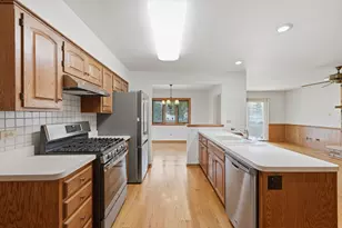 18040 Delaware Ct, Orland Park, IL 60467 - Photo 9