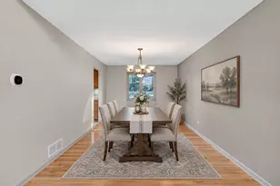 406 Buckingham Pl, Shorewood, IL 60404 - Photo 9