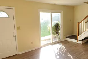 1307 Fall Ct, Wheeling, IL 60090 - Photo 3