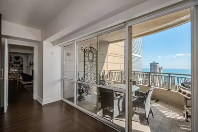 800 N Michigan Avenue #2801, Chicago, IL 60611 - Photo 15