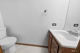 735 Bradley Ave, Matteson, IL 60443 - Photo 15