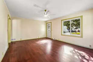 724 Douglas St, Morris, IL 60450 - Photo 5