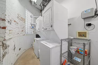 1209 N State Parkway #4, Chicago, IL 60610 - Photo 17