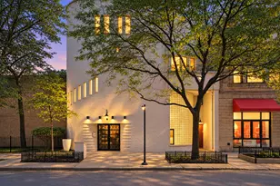 1209 N State Pkwy, Chicago, IL 60610 - Photo 1