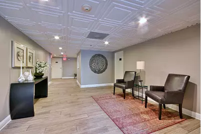 820 Graceland Avenue #505, Des Plaines, IL 60016 - Photo 3
