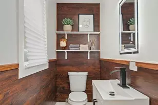2042 W 76th St, Chicago, IL 60620 - Photo 15