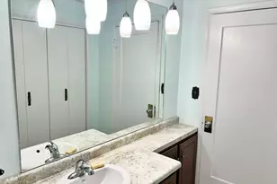 117 W Logan St, Harrisburg, IL 62946 - Photo 29