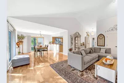 34017 N Lakeside Drive, Grayslake, IL 60030 - Photo 5