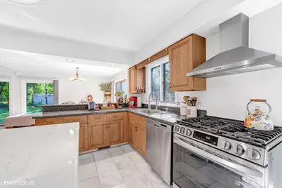 34017 N Lakeside Drive, Grayslake, IL 60030 - Photo 13