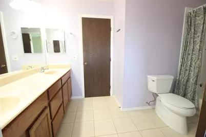9 Warwick Court, Streamwood, IL 60107 - Photo 11