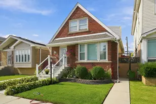 5360 S Kenneth Ave, Chicago, IL 60632 - Photo 1