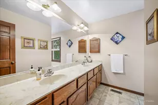 4402 Fox Creek Dr, Crystal Lake, IL 60012 - Photo 29