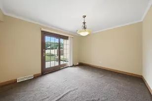 11942 S Lawler Ave, Alsip, IL 60803 - Photo 13