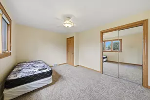 11942 S Lawler Ave, Alsip, IL 60803 - Photo 19