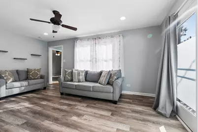 16132 Latrobe Avenue, Oak Forest, IL 60452 - Photo 9