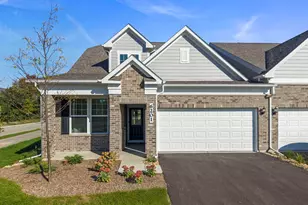 6201 Links Dr, Woodridge, IL 60517 - Photo 1