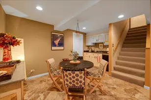 531 N Easy St, Palatine, IL 60067 - Photo 25