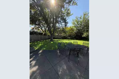 3927 Crestwood Drive, Northbrook, IL 60062 - Photo 29