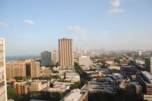 3930 N Pine Grove Ave, Chicago, IL 60613 - Photo 13