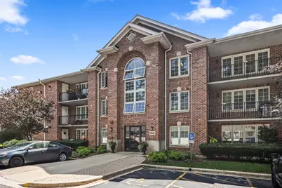 5645 S Cass Avenue #102, Westmont, IL 60559 - Photo 1