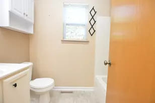 728 Village Cir, Marengo, IL 60152 - Photo 25