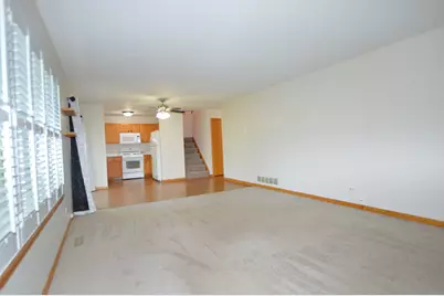 728 Village Circle, Marengo, IL 60152 - Photo 9
