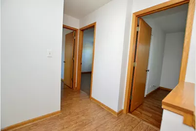 728 Village Circle, Marengo, IL 60152 - Photo 27