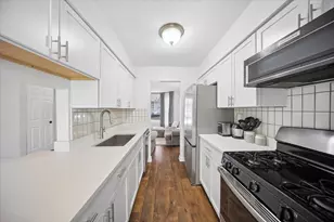 1452 N Chelsea Ave, Palatine, IL 60067 - Photo 5