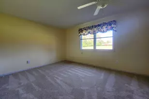 30 S Walnut Dr, North Aurora, IL 60542 - Photo 11