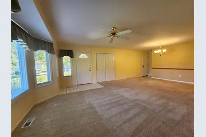 30 S Walnut Drive, North Aurora, IL 60542 - Photo 7