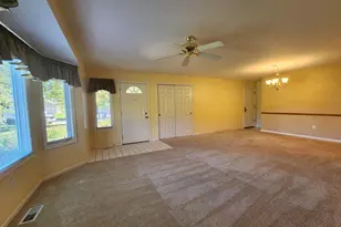 30 S Walnut Dr, North Aurora, IL 60542 - Photo 7