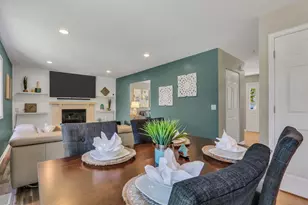 6405 Plainview Rd, Gurnee, IL 60031 - Photo 15