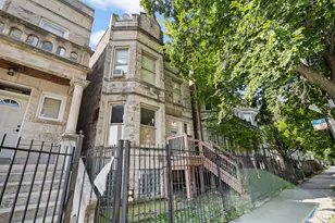 4319 W Jackson Blvd, Chicago, IL 60624 - Photo 1