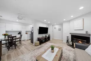 350 E Dundee Rd, Buffalo Grove, IL 60089 - Photo 15