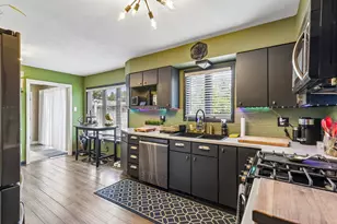 2N435 Pleasant Ave, Glen Ellyn, IL 60137 - Photo 13