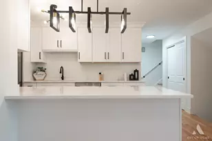 17024 Kimbark Ave, South Holland, IL 60473 - Photo 11