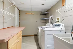 10054 S St Lawrence Ave, Chicago, IL 60628 - Photo 23