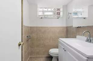 10054 S St Lawrence Ave, Chicago, IL 60628 - Photo 21