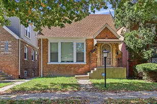 10054 S St Lawrence Ave, Chicago, IL 60628 - Photo 1